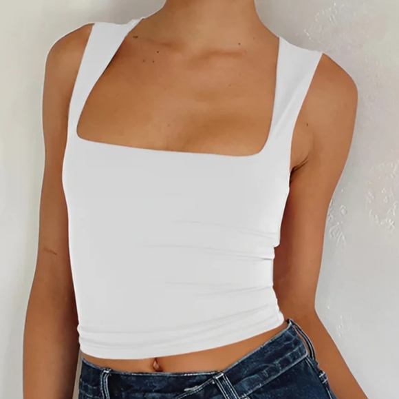 Commense Tops - COMMENSE White Sleeveless Square Neck Top. Sz M.